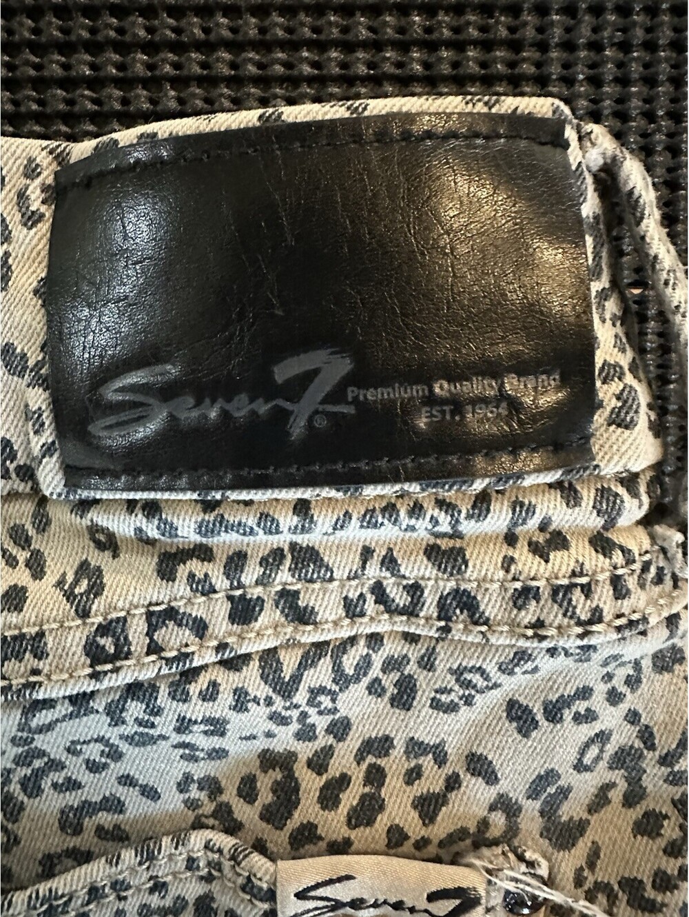 Seven7 Leopard Print Jeans Womens 10 Straight Leg Animal Print Denim Pants